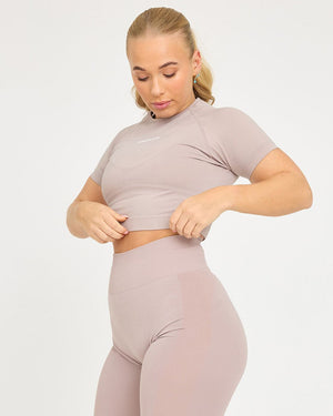 Evolve Seamless SS Crop Top